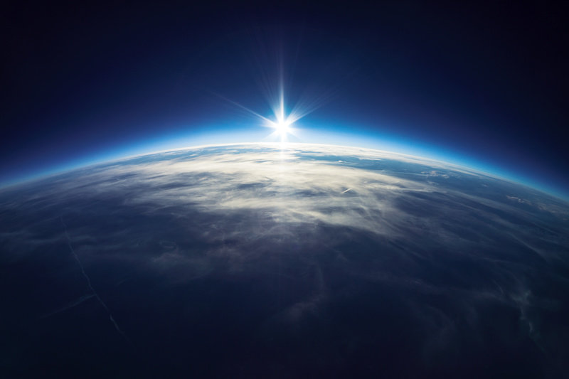 新研究发现,地球上的水可能来自于行星形成时存在于太阳系内部的物质,而不是彗星或小行星所提供。