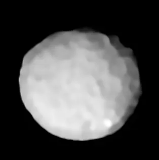 VLT-SPHERE所拍摄智神星影像。图片来源:ESO/Vernazza et al.